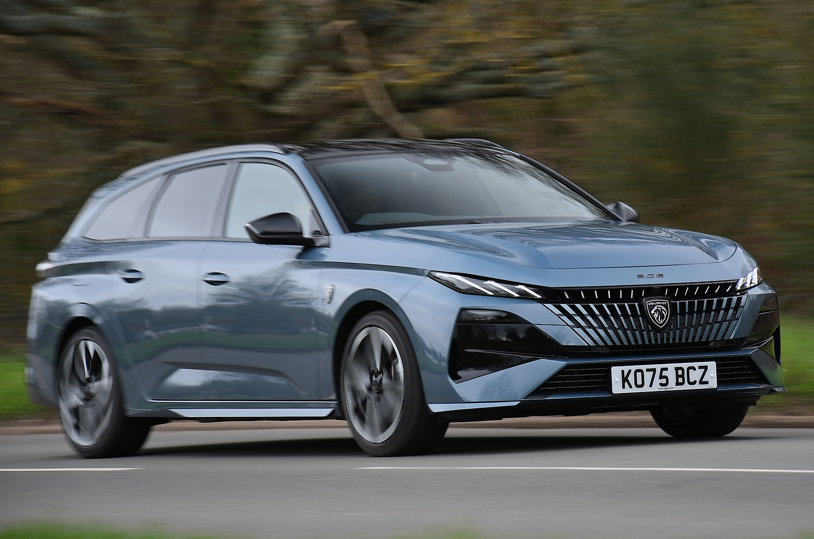 11 Peugeot 308 GT Plug in 2026 jb20260312 0839