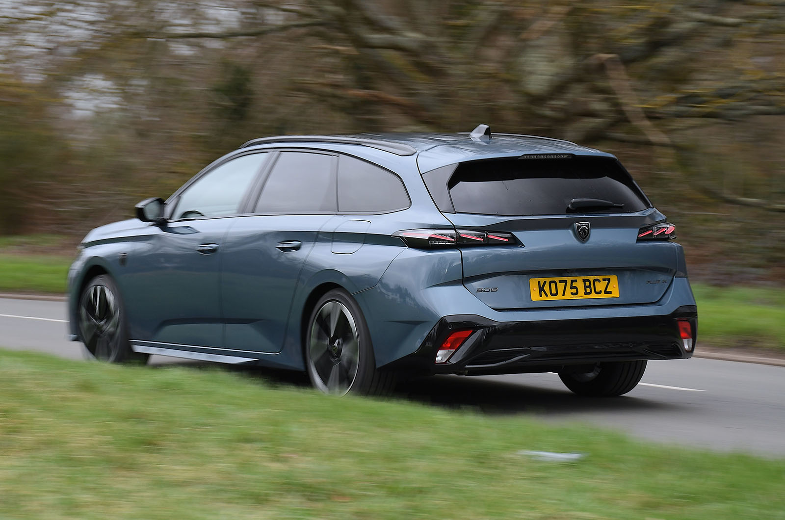 3 Peugeot 308 GT Plug in 2026 jb20260312 0835